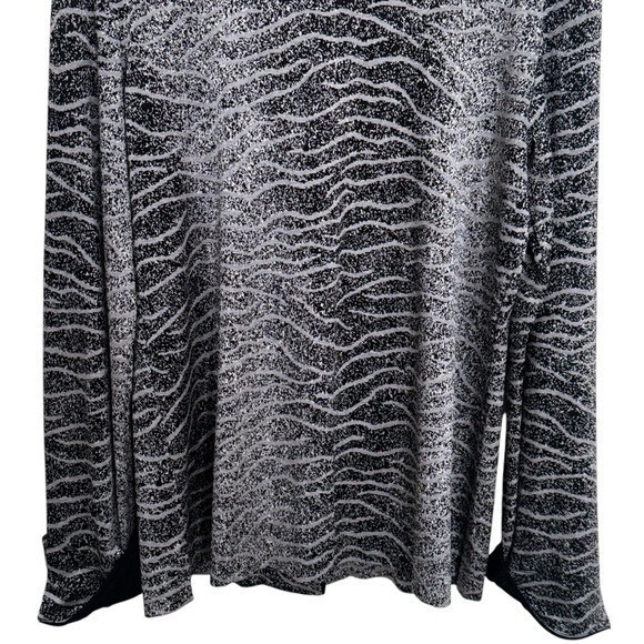 Chico's Travelers Silver Animal Print Long Sleeve Button Front Cardigan Size S - Picture 7 of 10
